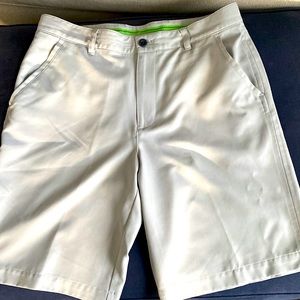 Izod Men’s Golf Shorts